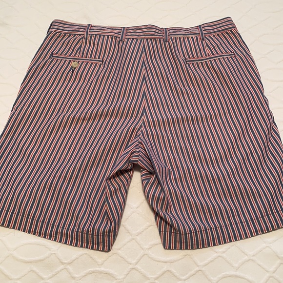 Bills Khakis Red White Blue Striped Men’s Shorts - Picture 3 of 11